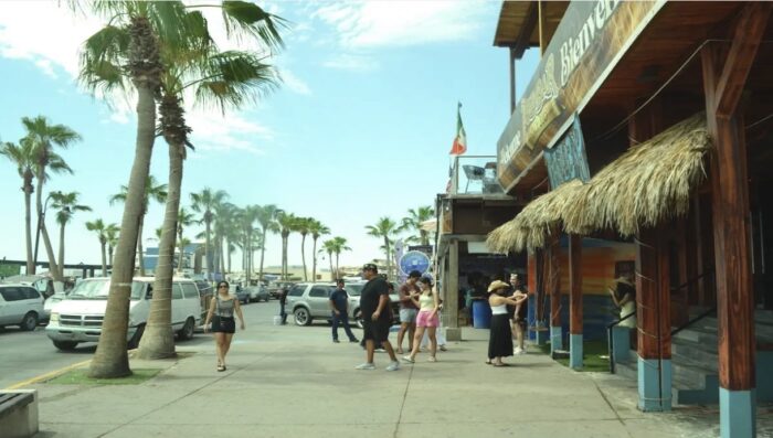 Local Merchants Report Mixed Results During Puerto Peñasco Vacation Season